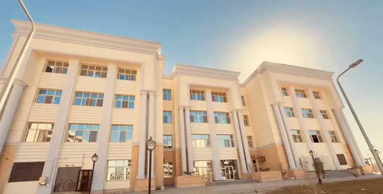  جامعة حلوان الأهلية 