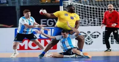 غوتييه مفومبي لاعب الكونغو..من هو عملاق كرة اليد