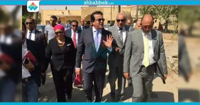 وزير التعليم العالي يتفقد معهد إعداد القادة بحلوان