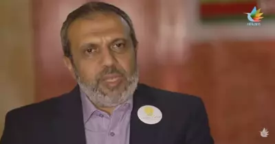 طبيب مصري يصنع الأمل لـ200 ألف طفل.. ما حكايته؟