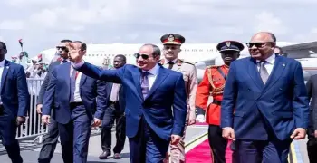 الرئيس السيسي يصل  إلى مطار جوليوس نيريري الدولي.. ما هو سبب الزيارة؟