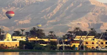 رحلة المنطاد في الأقصر.. اِبدأ التحليق بين السحاب لتعش المغامرة