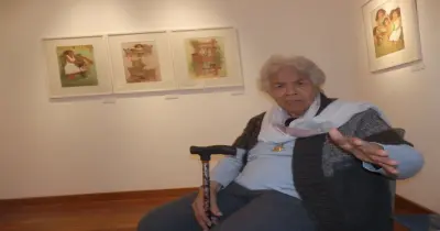 ما هو سبب وفاة الفنانة التشكيلية زينب السجيني؟