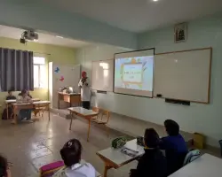 ضوابط منع تناول القضايا السياسية والدينية بالمدارس لعام 2026 2027