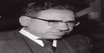 مسرحية لباكثير وأسماء رواياته التاريخية