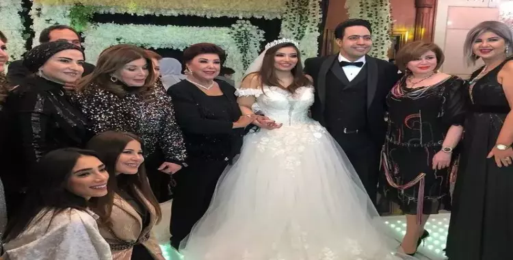  صور زفاف الفنانة غادة رجب على الشاعر عبدالله حسن 