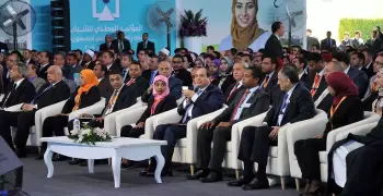 السيسي يوجه رسالة للشباب: «يلا عشان تيجوا تستلموا مننا وتبقوا عارفين الدول بتتقدم إزاي»