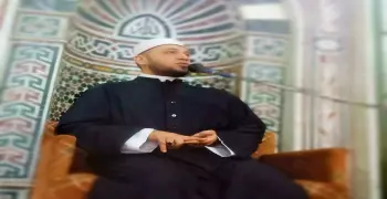 قصة أمانة لإمام مسجد وجد أكثر من ربع مليون جنيه بالصدفة