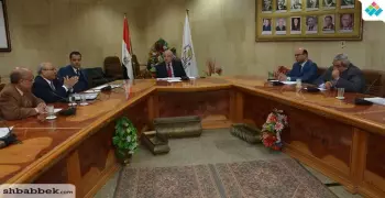 رئيس جامعة أسيوط يطالب عمداء الكليات بنشر ثقافة الجودة بين أعضاء هيئة التدريس