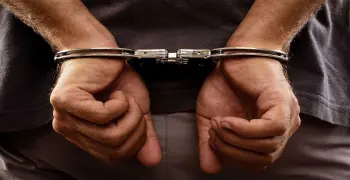 ضبط مواطن لمحاولة إجبار ابنته على الزواج من مسن خليجي مقابل 600 ألف جنيه