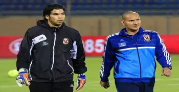 مدرب الأهلي يستقر على الدفع بـ«إكرامي»