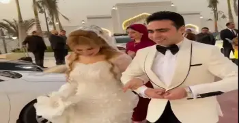 مصمم فستان زفاف زوجة الرائد حسين السيسي يعرب عن فخره بذلك الحدث