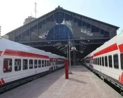 هل تم فرض رسوم على دخول محطات السكك الحديدية؟