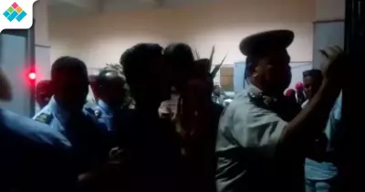 مشادات بين الأمن والأهالي لحضور حفل تامر حسني بشبين الكوم (فيديو)