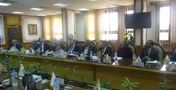 إجراء تحليل فيروس «C» لجميع العاملين والطلاب بجامعة المنيا