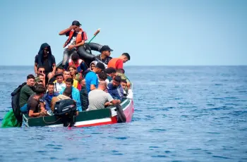 رحلة هجرة غير شرعية.. مصرع وإصابة 22 شخصا في حادث غرق مركب بالإسكندرية