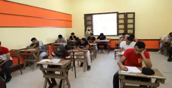 آراء الطلاب في امتحان اللغة الإنجليزية ثانوية عامة 2026.. تافه ولا صعب؟