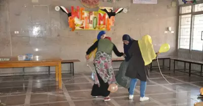 في يوم «الفلانتين».. عميد «حاسبات المنيا» يشارك الطلاب الألعاب الترفيهية والرياضية