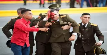 شاهد لحظة محاولة اغتيال الرئيس الفنزويلي «مادورو»