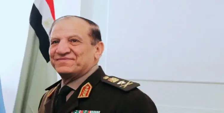  إصابة ابنة الفريق سامي عنان على الطريق الصحراوي بالبحيرة.. تفاصيل 