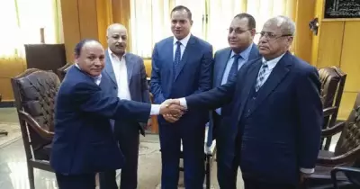 تصالح وكيل زراعة سوهاج ورئيس قسم النبات بعد واقعة «التشابك بالأيدي»