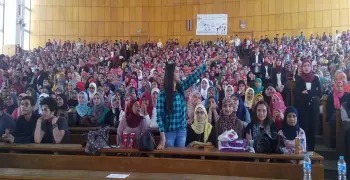 طالبا بكشف عذرية الطالبات.. عضو بـ9 مارس يطالب بشطب عضوين من البرلمان