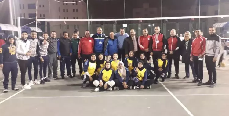  صعود منتخب جامعة أسيوط إلى المربع الذهبي في كرة الطائرة بأسبوع شباب الجامعات 