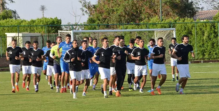  وقف مستحقات الجهاز الفني ولاعبي الزمالك بعد التعادل مع الجونة في الدوري 