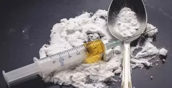 ضبط طالب بجامعة الزقازيق يتاجر في «الهروين»