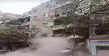 فيديو انهيار عقار مصر القديمة بعد إخلاء سكانه بساعات.. تفاصيل الواقعة