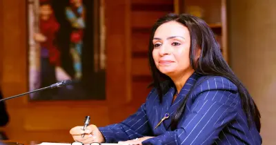 تريد الزواج.. فتاة تطالب فتاة وزيرة التضامن الاجتماعي بعريس