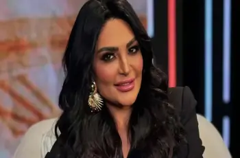 كم عمر سالي عبدالسلام مع استقبال مولودها الأول هارون؟