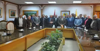 جامعة المنيا تناقش تطبيق «التعليم المدمج» مع المجلس الأعلى للجامعات