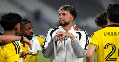 إصابة وسام أبو علي.. متى يعود للملاعب بعد تشخيصه بقطع الرباط الصليبي؟