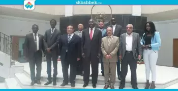 لبحث أوضاع الطلاب.. سفير جنوب السودان يزور جامعة حلوان