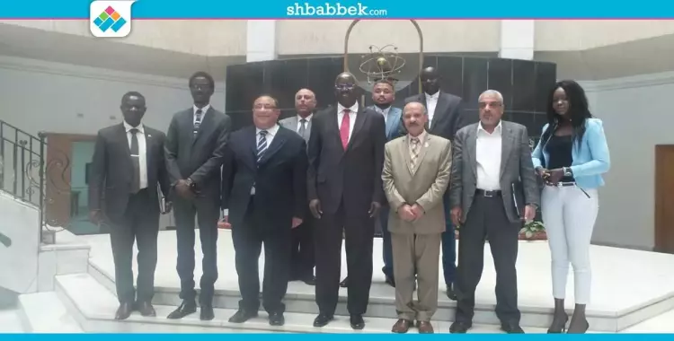  لبحث أوضاع الطلاب.. سفير جنوب السودان يزور جامعة حلوان 