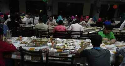 بحضور رئيس الجامعة.. إفطار جماعي للطلاب في المنيا
