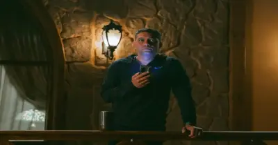 كم عدد حلقات مسلسل اتنين غيرنا بطولة آسر ياسين ودينا الشربيني؟