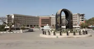 رصاصة في قاع الجمجمة.. أطباء جامعة أسيوط ينقذون شابا من الموت