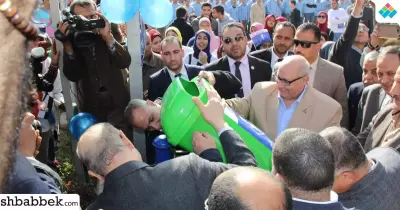 انطلاق فاعليات حملة «خليك زي آدم» من جامعة عين شمس (صور)