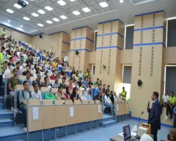 موعد بداية الترم الثاني بالجامعات 2026-2027.. استمرار الدراسة لمدة 15 أسبوع