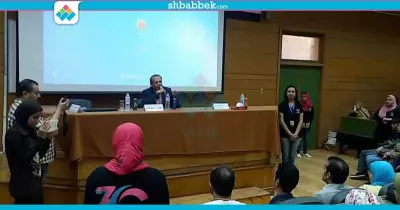 فتوح أحمد بجامعة القاهرة: مفيش مسرح في مصر