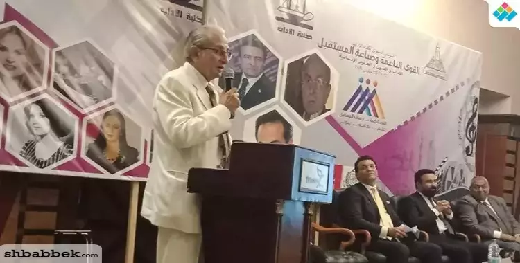  المخرج علي بدرخان: الصحافة المصرية لم تعد مميزة والدولة تتحمل المسئولية 