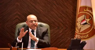 نشرة وظائف وزارة العمل يناير 2026.. توفير 6499 فرصة عمل في 10 محافظات برواتب مجزية