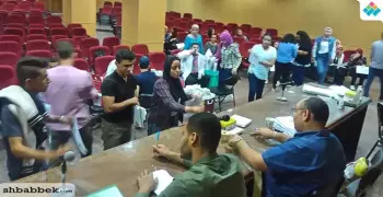 بالصور.. انطلاق فعاليات المسح الطبي لفيروسc لطلاب ألسن عين شمس