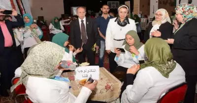 جامعة أسيوط تحتفل باليوم البيئي الأول لكلية رياض الأطفال