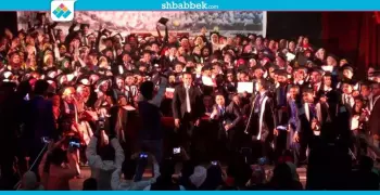 بالأناشيد الدينية.. تجارة أسيوط تحتفل بتخريج الدفعة رقم 50 (صور)