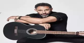 أغنية عمرو مصطفى سيبوه يفكر في زمانه.. كلمات وفيديو