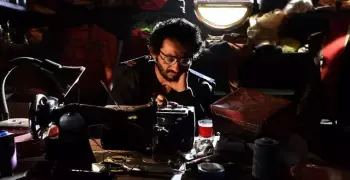 قائمة بـ9 أفلام مصرية محظورة لأسباب سياسية.. حين يتدخل سيف الرقيب