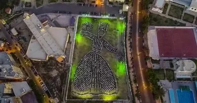 إفطار كلية هندسة الإسكندرية.. الصائمون يجلسون في هيئة راقص التنورة